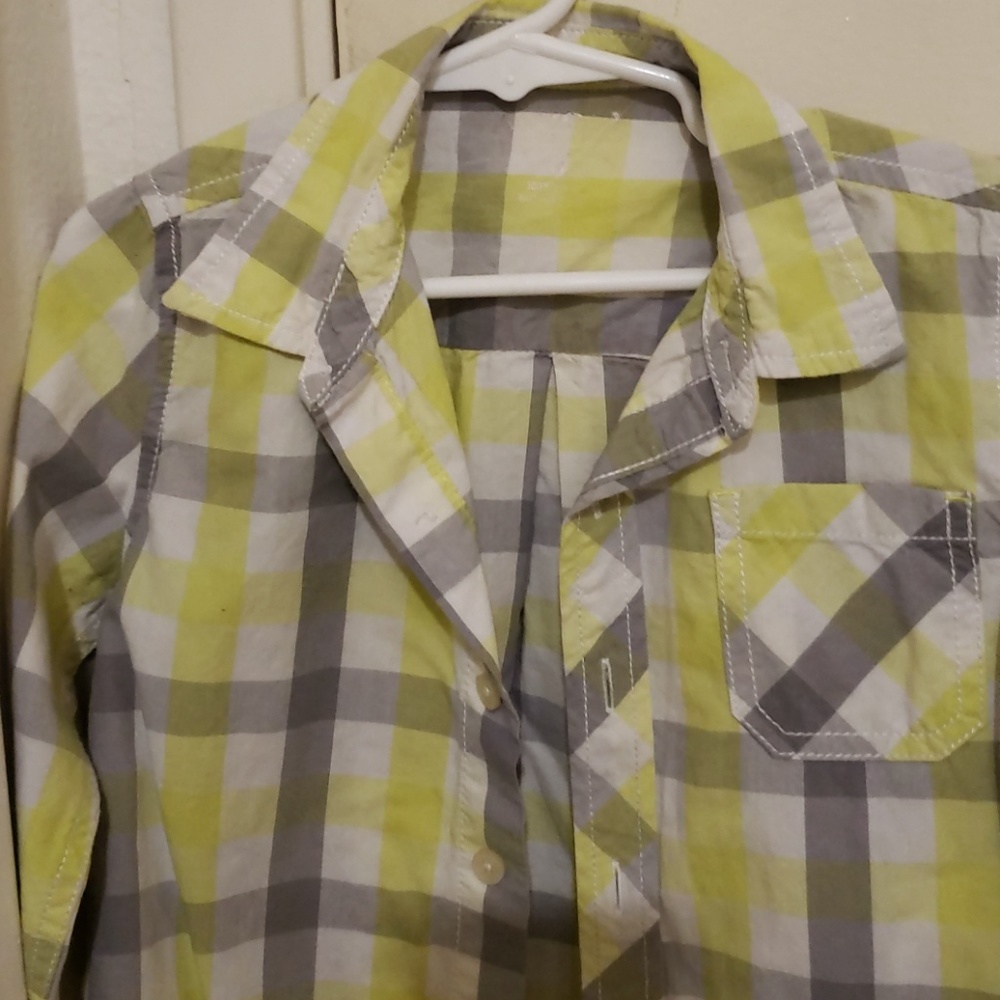 Button down shirt - Picture 1 of 3